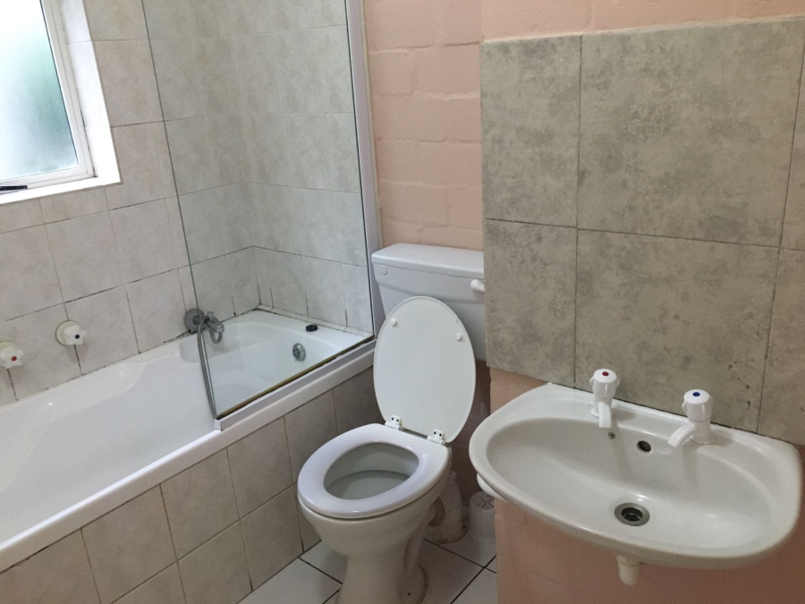 To Let 2 Bedroom Property for Rent in West Riding Western Cape